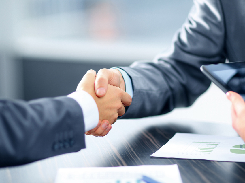 Knight interactive Banner